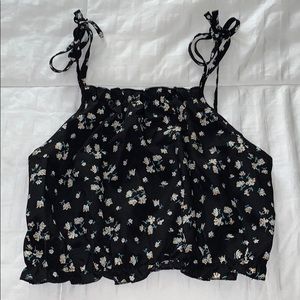 BRAND NEW FOREVER 21 FLOWER CROPPED BLOUSE